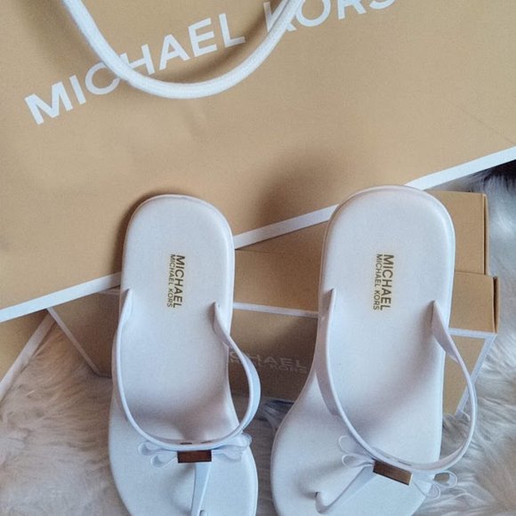 New In Box Michael Kors Jelly Plate White Thong Sandals Slip-Ons Slippers US 9M - Picture 9 of 17